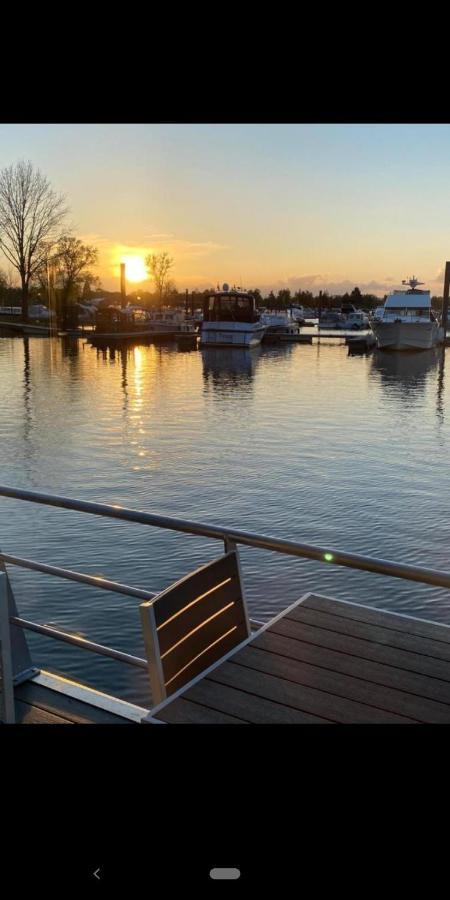 Hausboot Leukermeer Well Well  Exterior photo